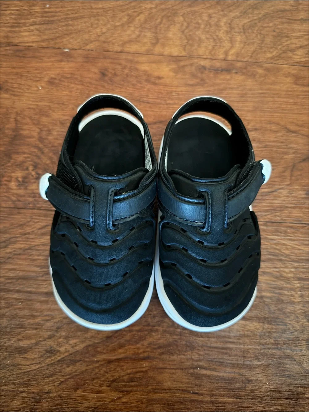 adidas sporty black